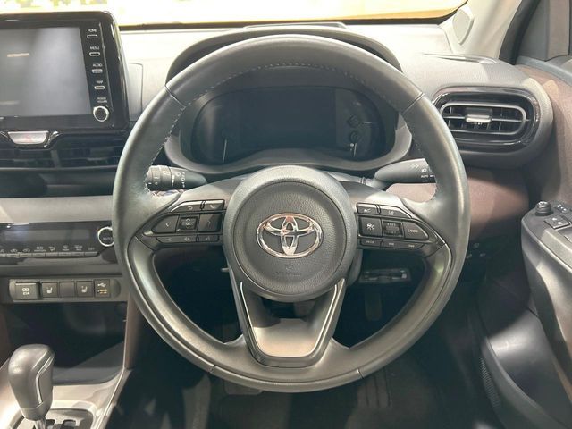 TOYOTA YARIS CROSS HYBRID 2021 Image 31