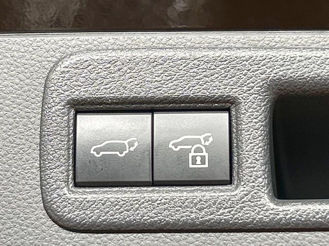 TOYOTA HARRIER 2WD 2023 Image 31