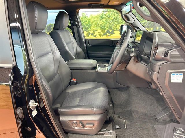 TOYOTA LANDCRUISER 250 2025 Image 31