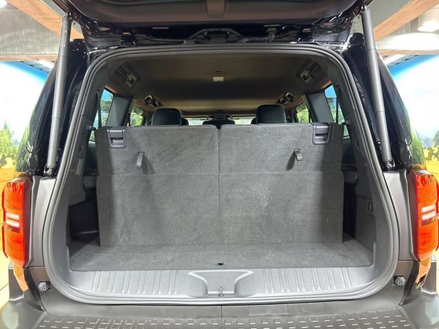 TOYOTA LANDCRUISER 250 2025 Image 31