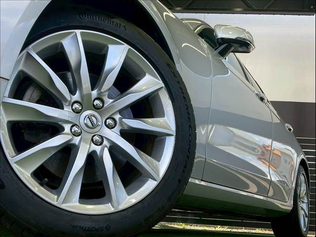 VOLVO V90 2018 Image 31