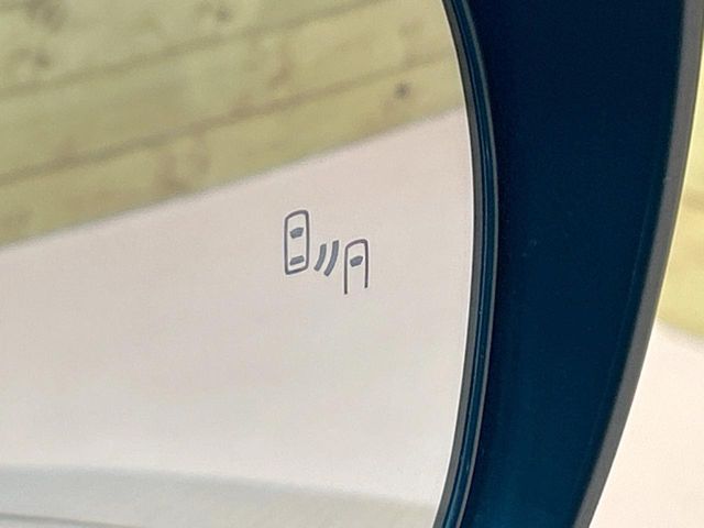 TOYOTA LANDCRUISER PRADO 2023 Image 31