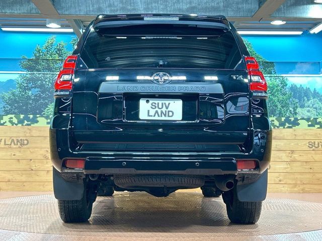 TOYOTA LANDCRUISER PRADO 2023 Image 31