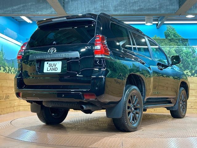 TOYOTA LANDCRUISER PRADO 2023 Image 31