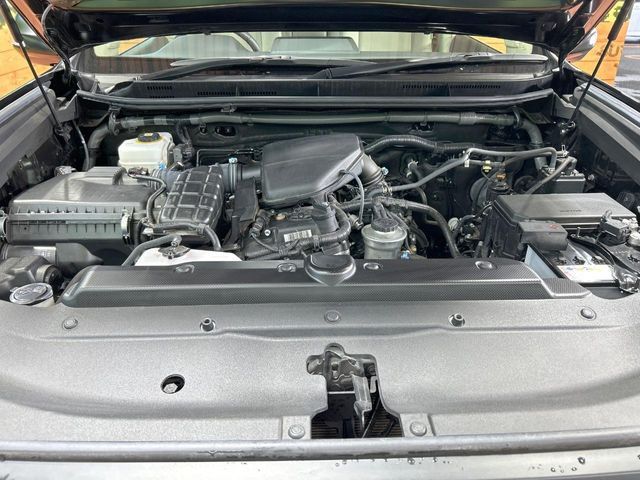 TOYOTA LANDCRUISER PRADO 2023 Image 31