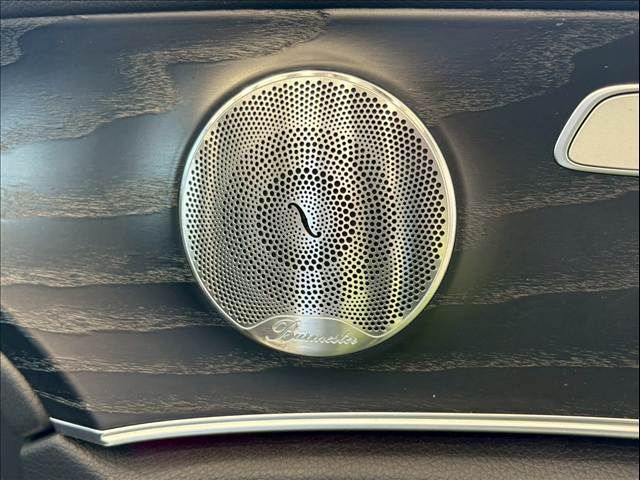 MERCEDES BENZ E CLAS 2018 Image 31