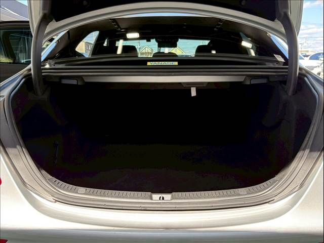 MERCEDES BENZ E CLAS 2018 Image 31