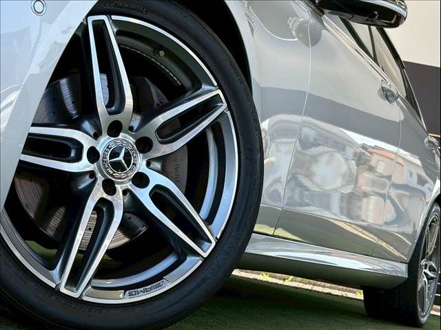 MERCEDES BENZ E CLAS 2018 Image 31