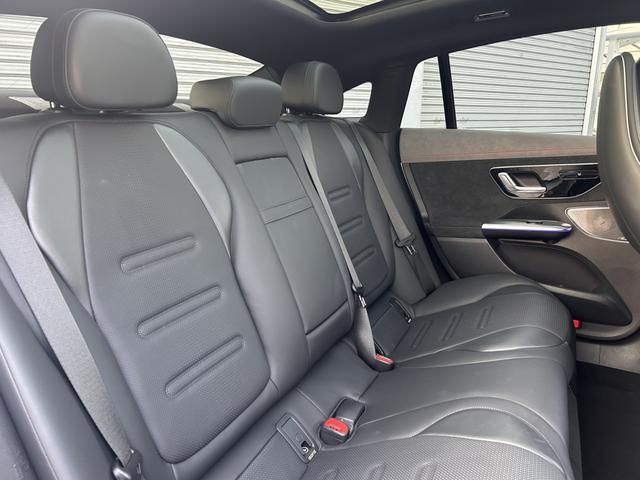 MERCEDES BENZ MERCEDES AMG EQE 2024 Image 31