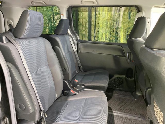 TOYOTA NOAH HYBRID 2014 Image 31