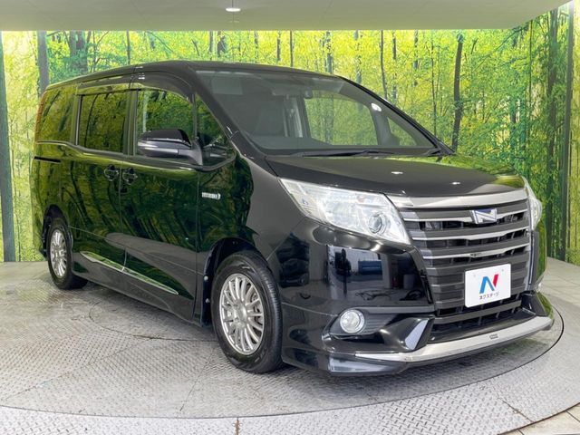 TOYOTA NOAH HYBRID 2014 Image 31