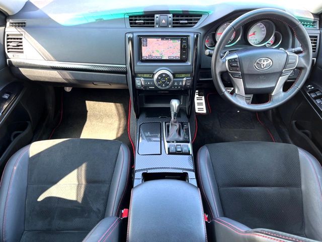 TOYOTA MARK X 2016 Image 31