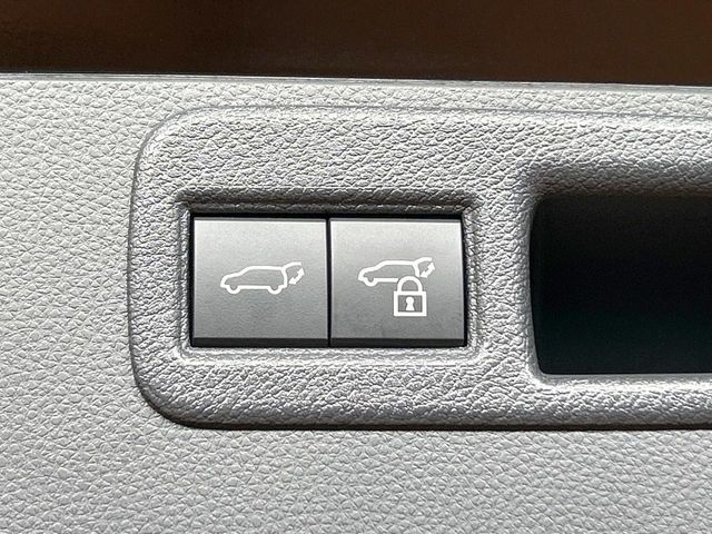 TOYOTA HARRIER 2WD 2024 Image 31