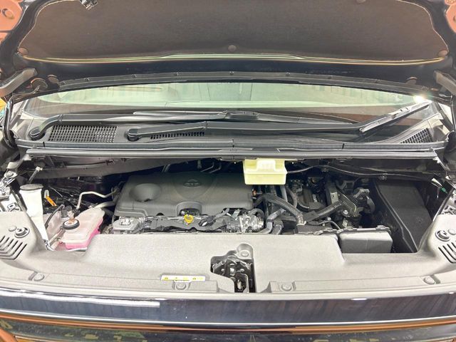 TOYOTA VELLFIRE  HYBRID 2025 Image 31