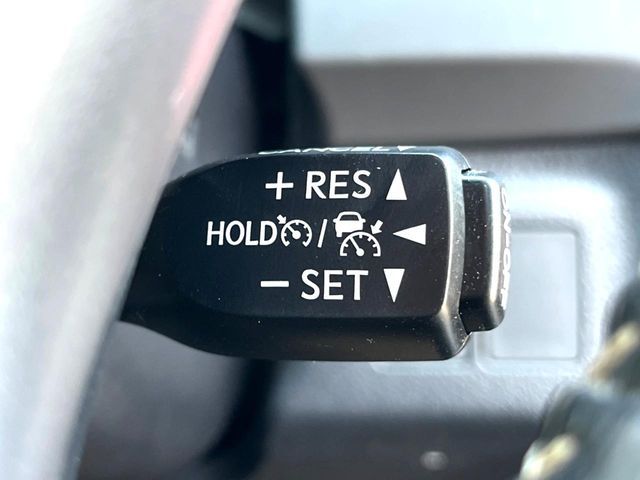 TOYOTA MARK X 2019 Image 31