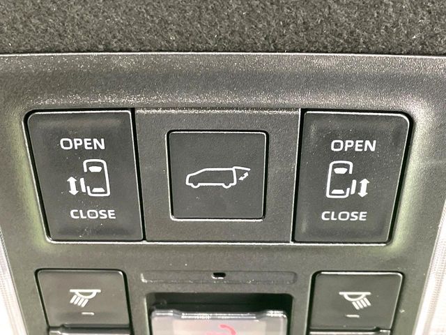 TOYOTA NOAH HYBRID 2025 Image 31