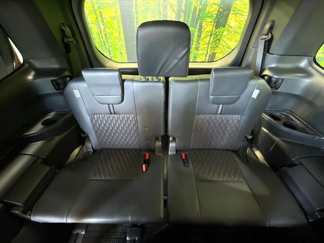 TOYOTA NOAH HYBRID 2025 Image 31