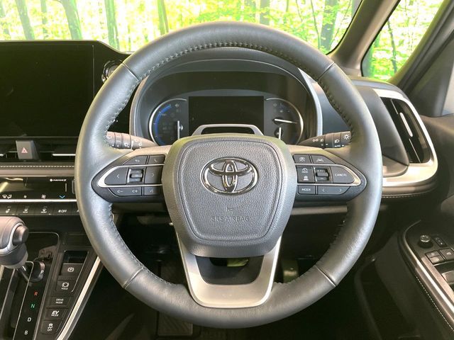 TOYOTA NOAH HYBRID 2025 Image 31