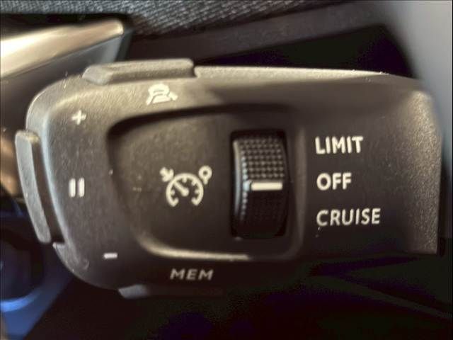 PEUGEOT 3008 2021 Image 31