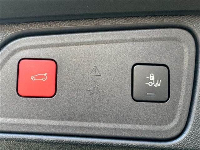 PEUGEOT 3008 2021 Image 31