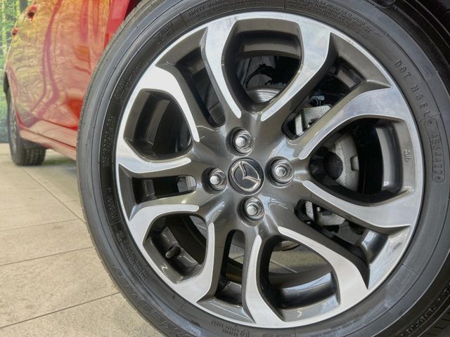 MAZDA DEMIO 2016 Image 31