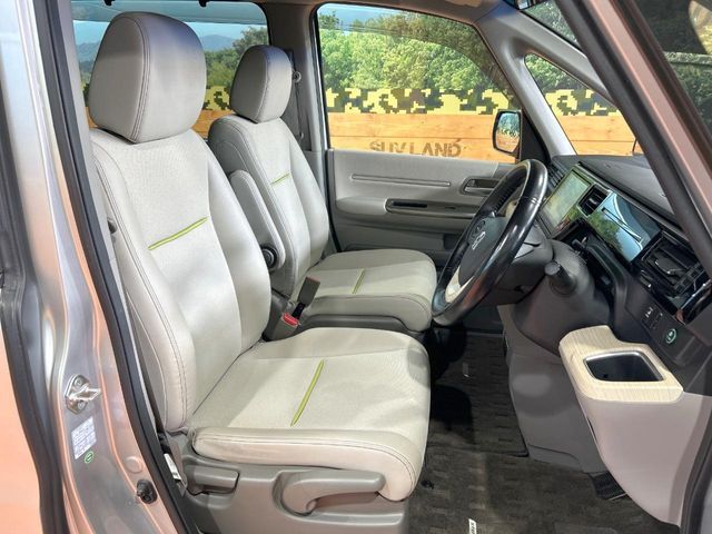 HONDA STEPWAGON 2015 Image 31