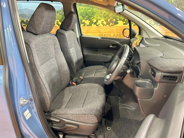 TOYOTA SIENTA HYBRID 2023 Image 31