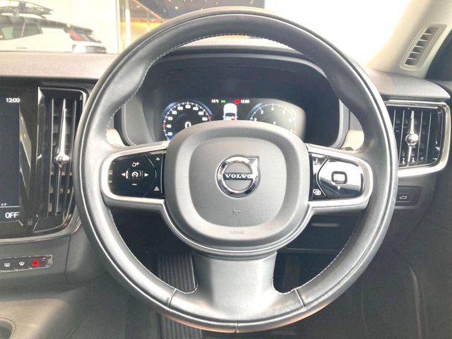 VOLVO V90 2021 Image 31