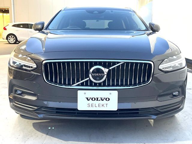 VOLVO V90 2021 Image 31