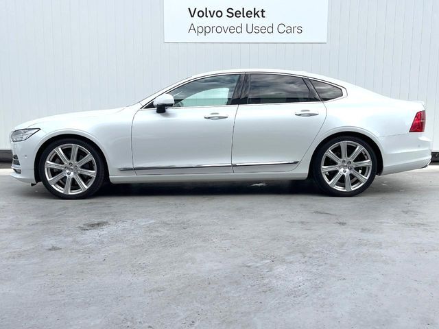 VOLVO S90 2018 Image 31