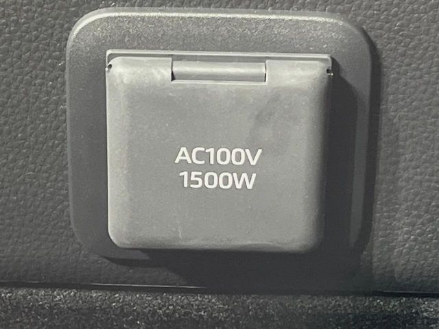 TOYOTA PRIUS PHV 2023 Image 31