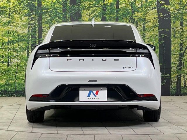 TOYOTA PRIUS PHV 2023 Image 31