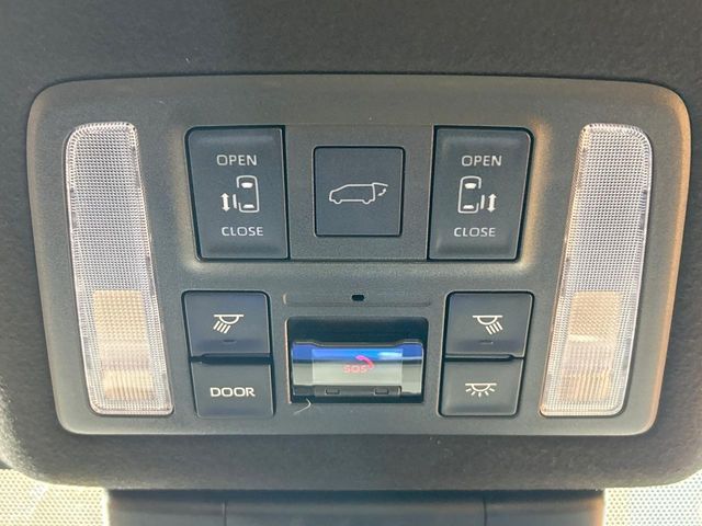 TOYOTA VOXY HYBRID 2026 Image 31