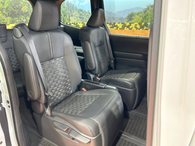 TOYOTA VOXY HYBRID 2026 Image 31