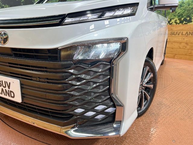 TOYOTA VOXY HYBRID 2026 Image 31