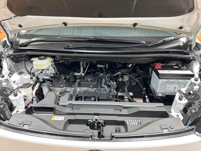 TOYOTA VOXY HYBRID 2026 Image 31