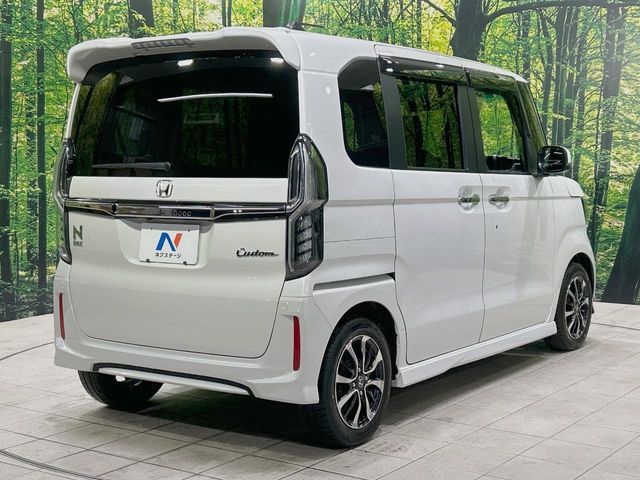 HONDA N BOX 2021 Image 31