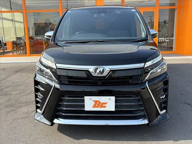 TOYOTA VOXY 2018 Image 31