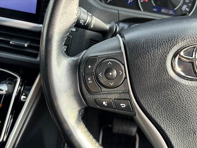 TOYOTA VOXY 2018 Image 31