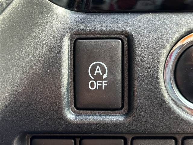 TOYOTA VOXY 2018 Image 31