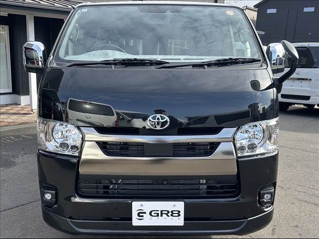 TOYOTA HIACE VAN 2WD 2025 Image 31