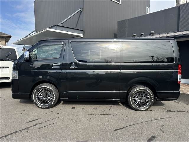 TOYOTA HIACE VAN 2WD 2025 Image 31