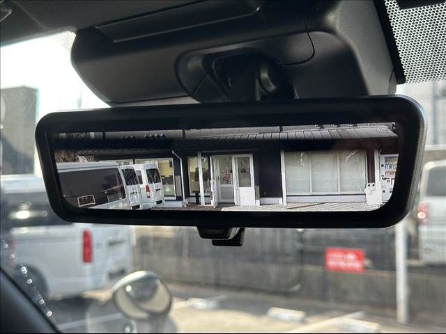 TOYOTA HIACE VAN 2WD 2025 Image 31