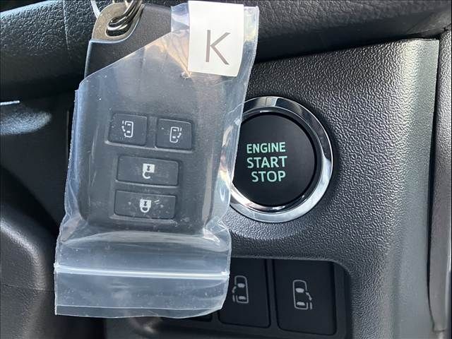 TOYOTA HIACE VAN 2WD 2025 Image 31