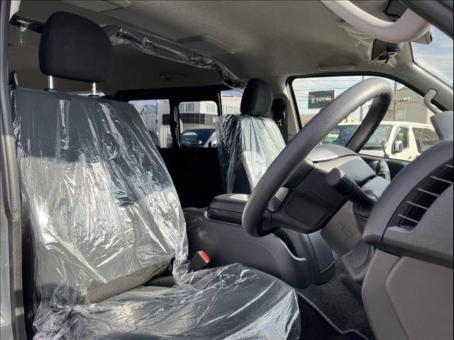 TOYOTA HIACE VAN 2WD 2026 Image 31