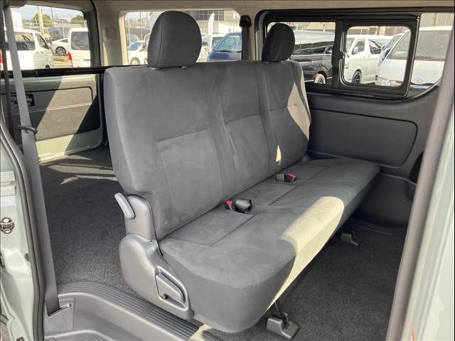 TOYOTA HIACE VAN 2WD 2026 Image 31