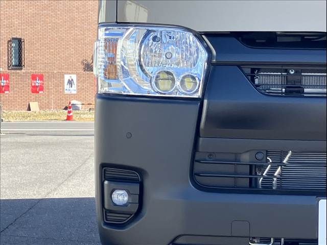 TOYOTA HIACE VAN 2WD 2026 Image 31