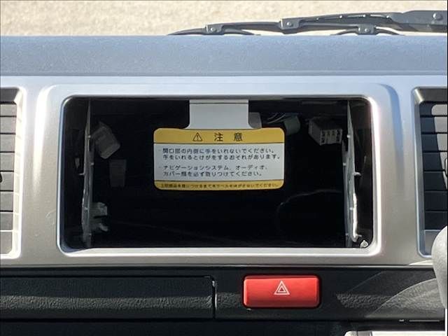 TOYOTA HIACE VAN 2WD 2026 Image 31