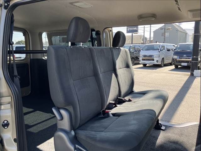 TOYOTA HIACE VAN 2WD 2026 Image 31