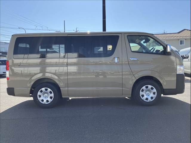 TOYOTA HIACE VAN 2WD 2026 Image 31